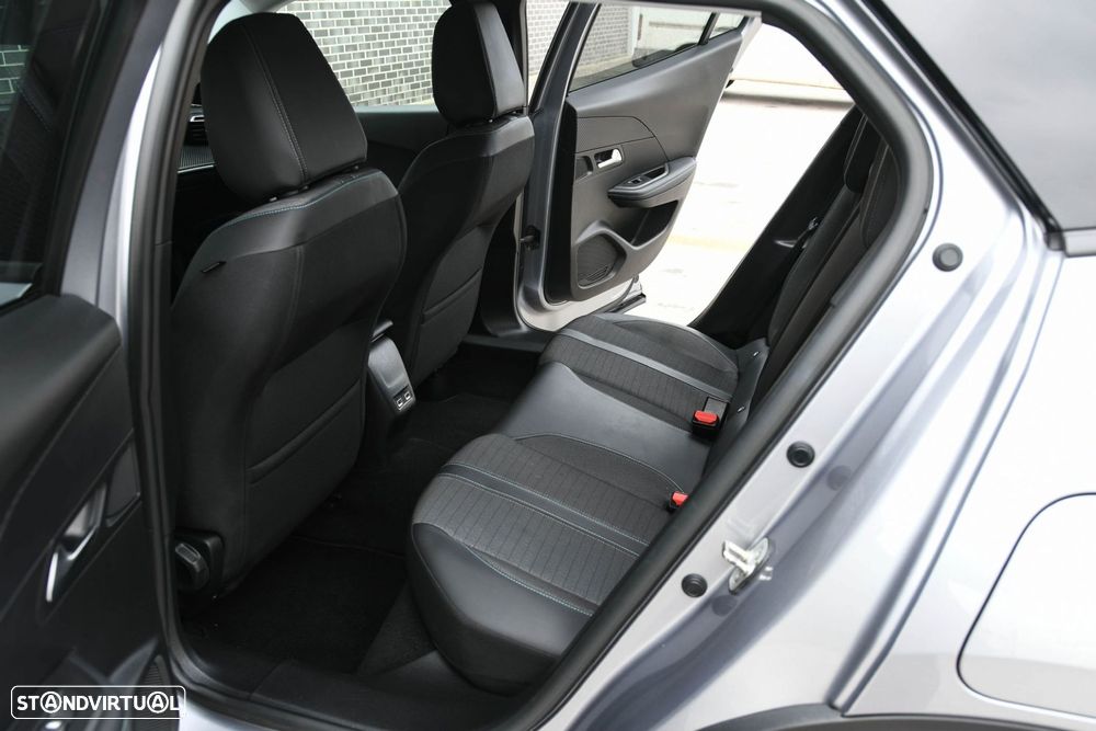 Peugeot 2008 1.2 Allure - 9