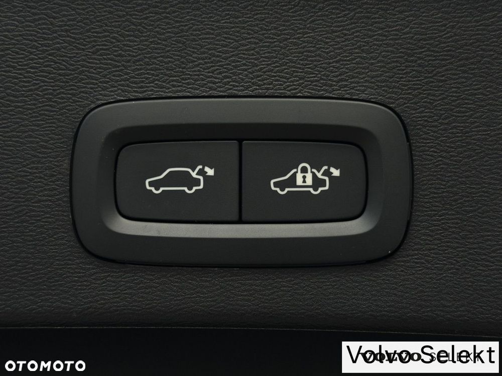 Volvo XC 40 - 28