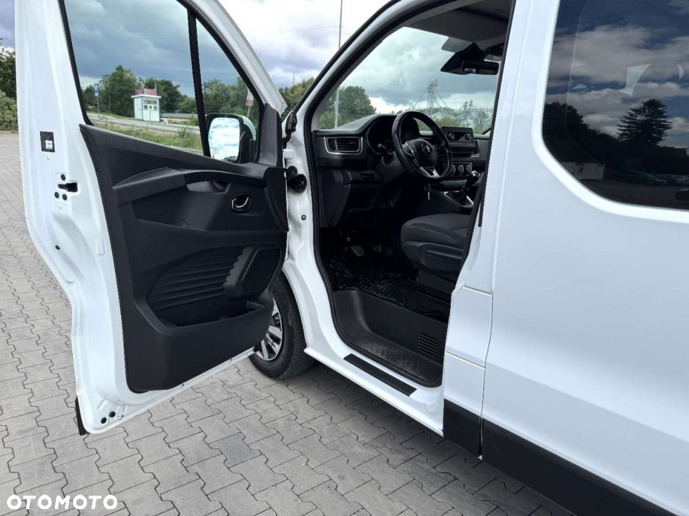 Renault Trafic - 28