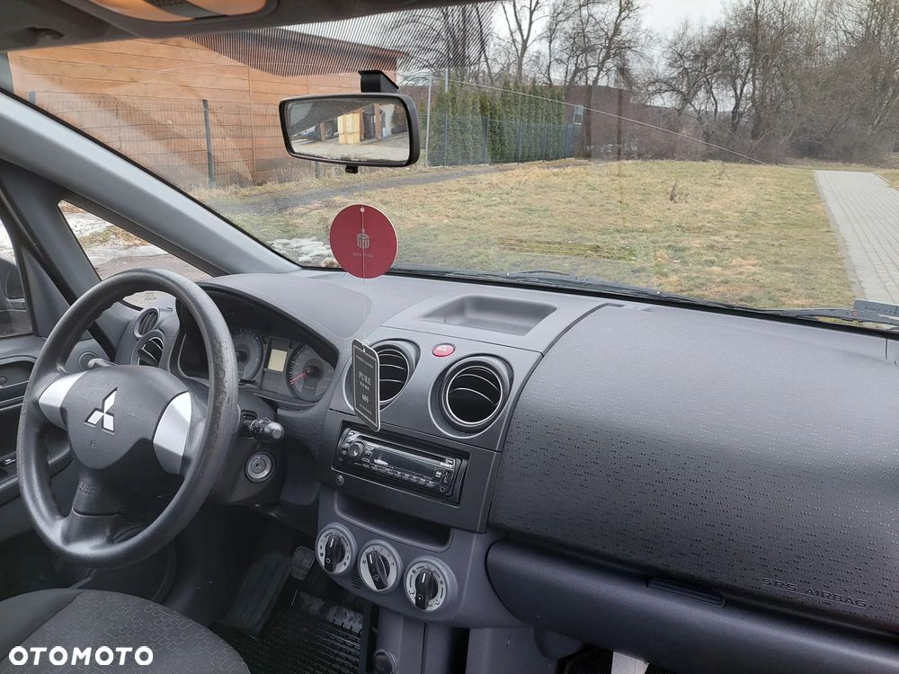 Mitsubishi Colt 1.3 Invite - 6