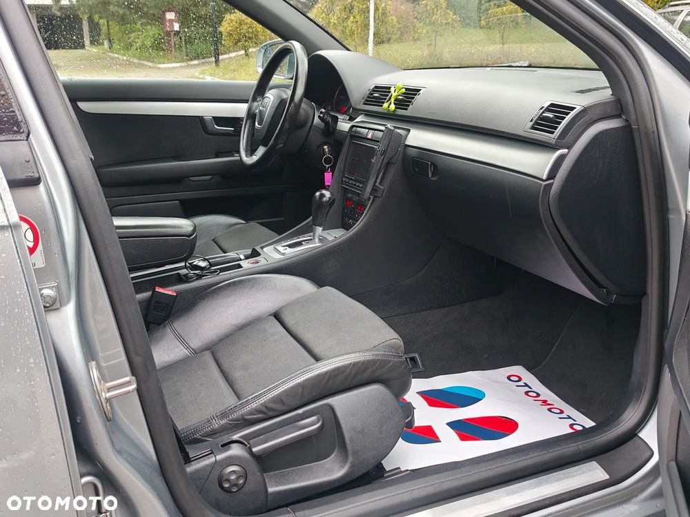 Audi A4 - 8