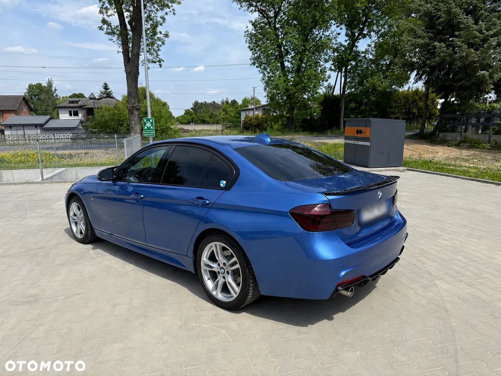 BMW Seria 3 318d M Sport - 3