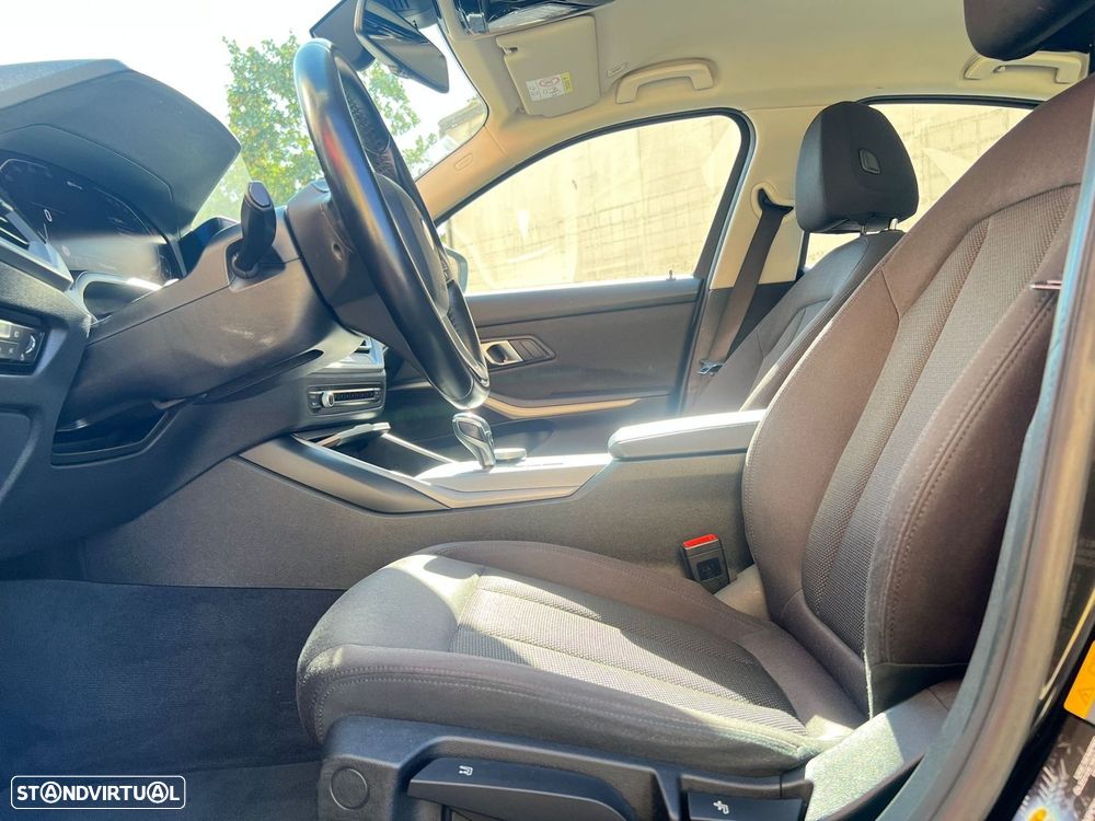 BMW 330 e Auto - 9