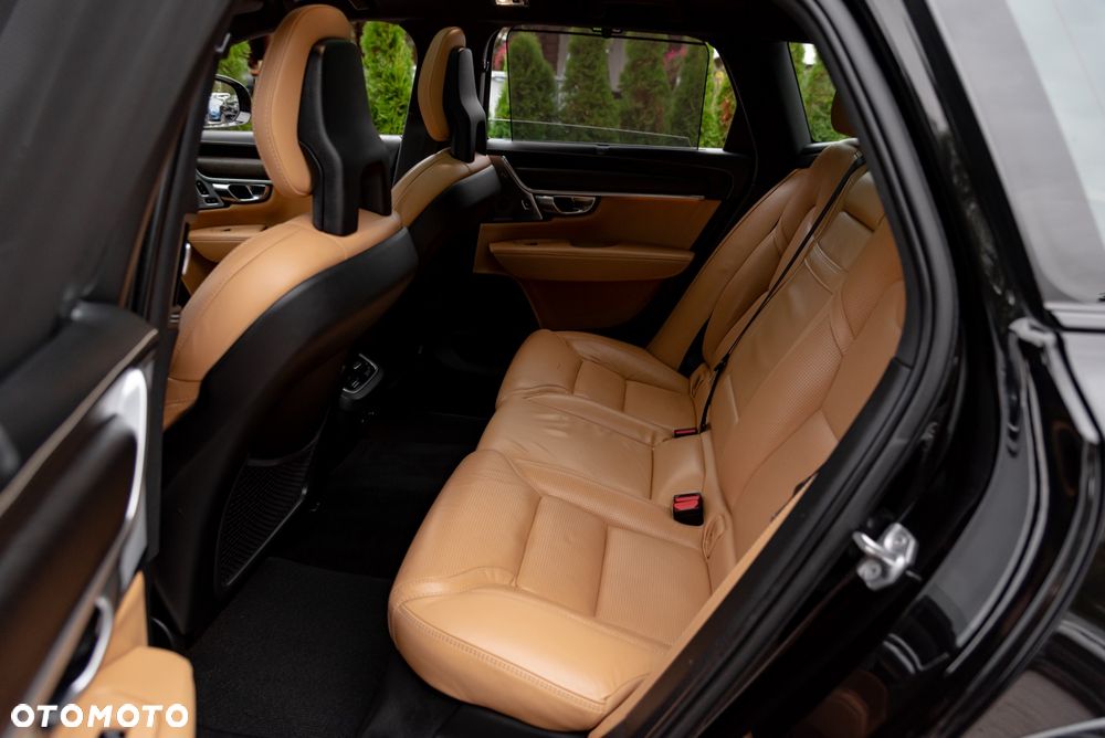 Volvo V90 Cross Country D5 AWD Geartronic Pro - 21