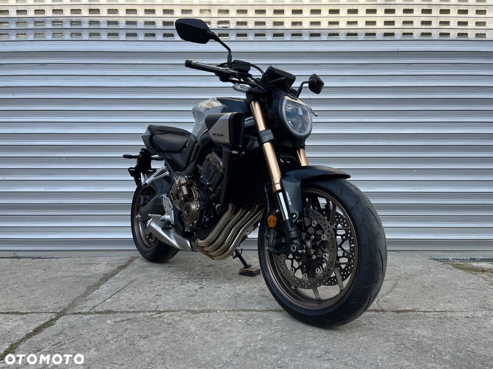 Honda CB - 24