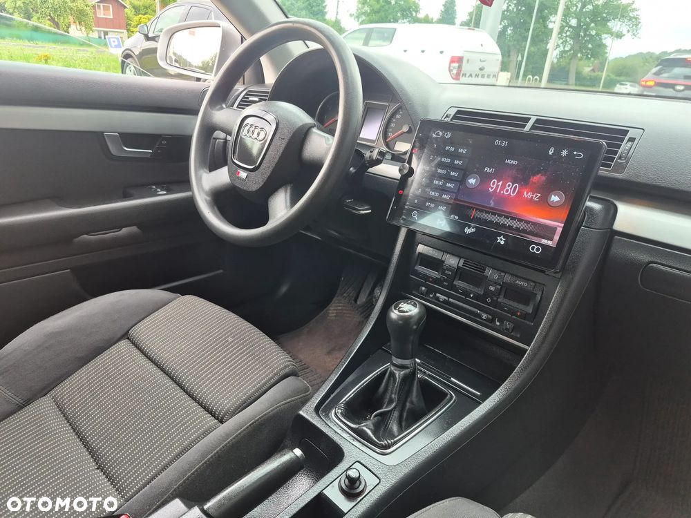 Audi A4 Limousine 1.6 - 7