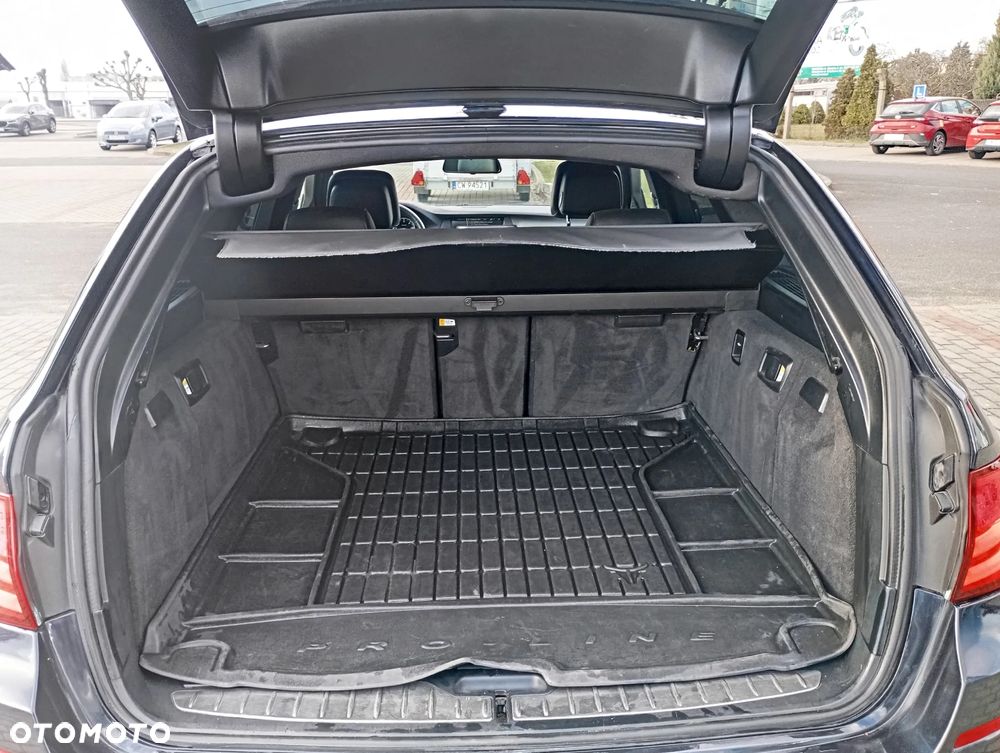 BMW Seria 5 520d - 10