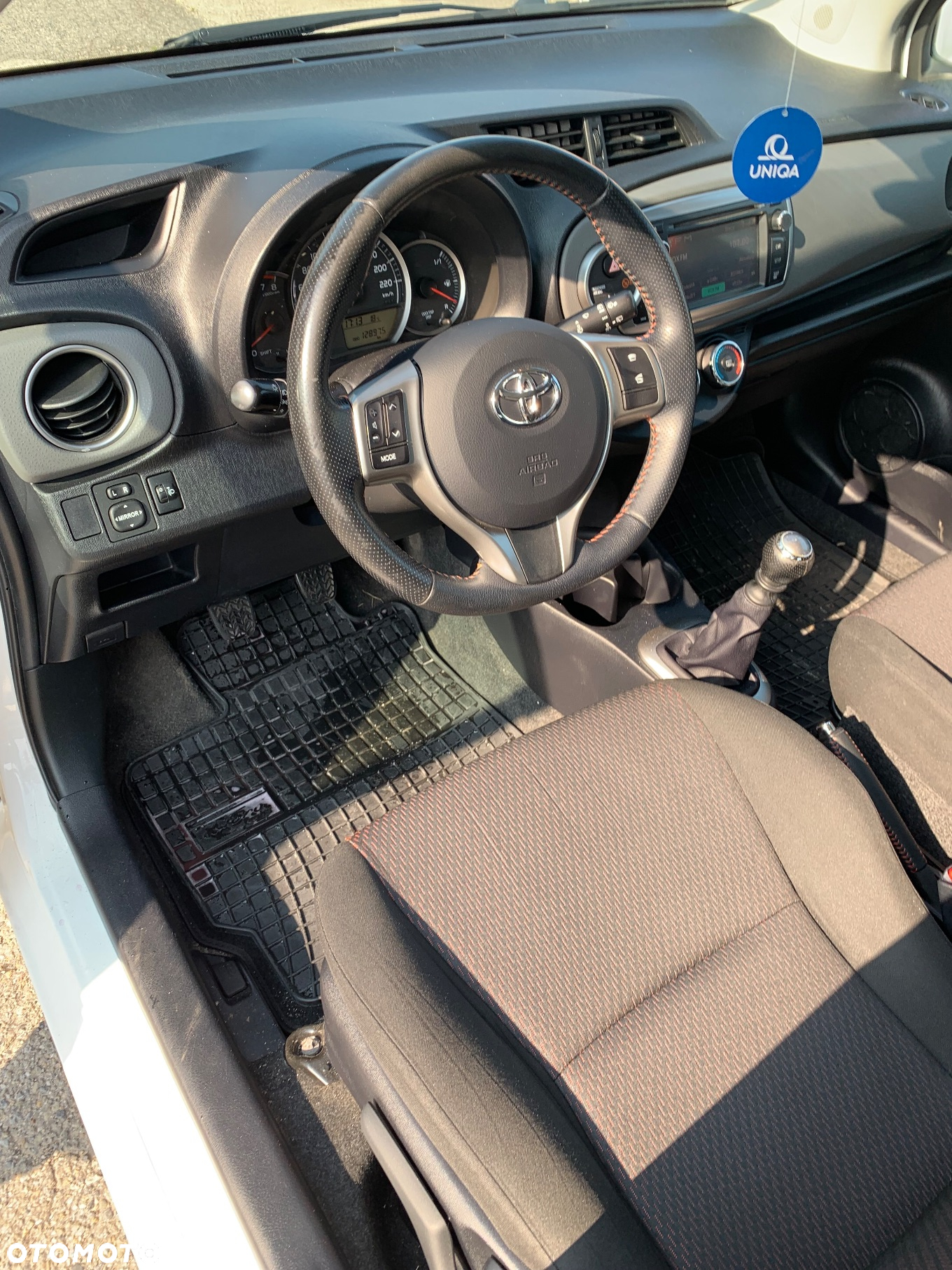 Toyota Yaris 1.33 Business Edition - 14