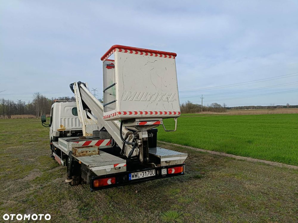 Renault Maxity - 4