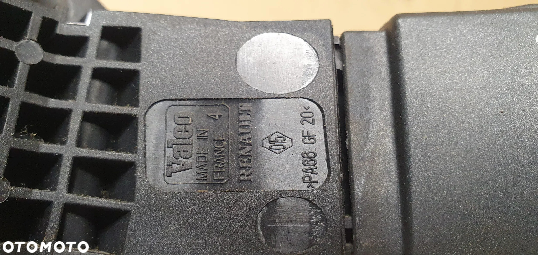 Przełącznik radia manetka Renault Espace IV 7701048916 - 6