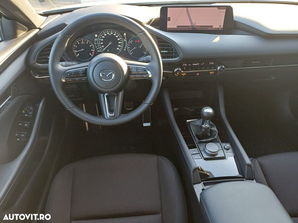 Mazda 3 e-Skyactiv X186 MHEV Center-Line - 11