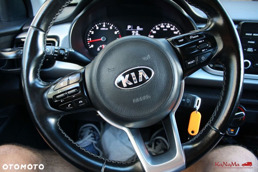 Kia Rio - 17