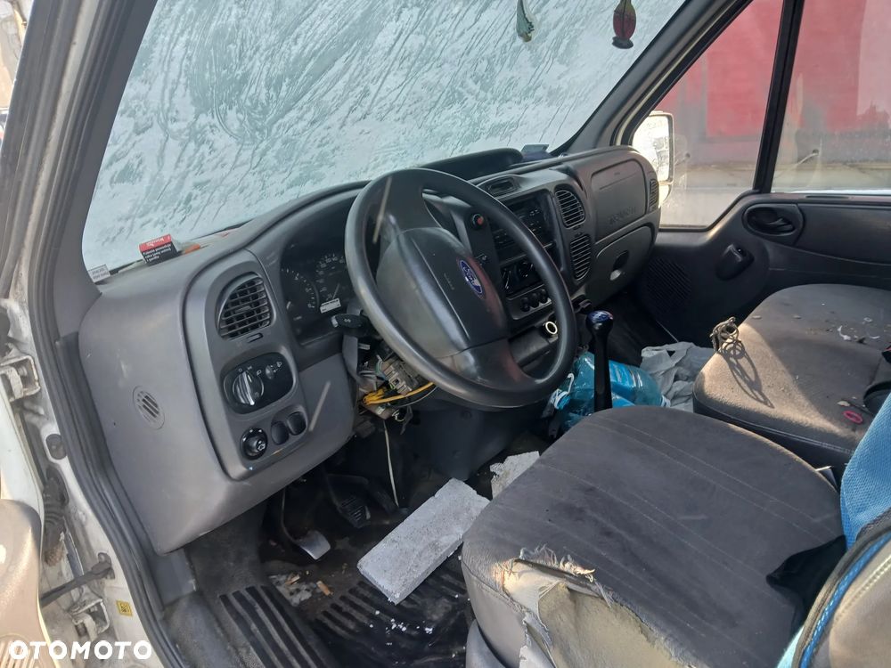 ford transit mk6 fotel kanapa deska kokpit podsufitka boczek podłokietnik licznik panel szyb - 2