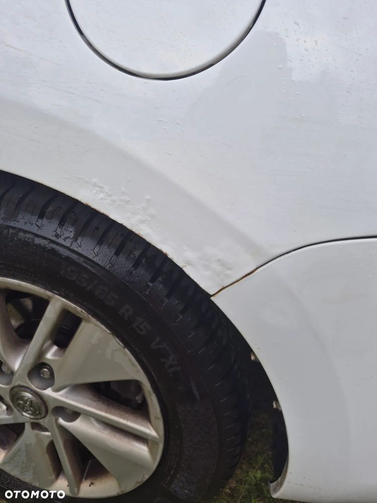 Toyota Auris - 11