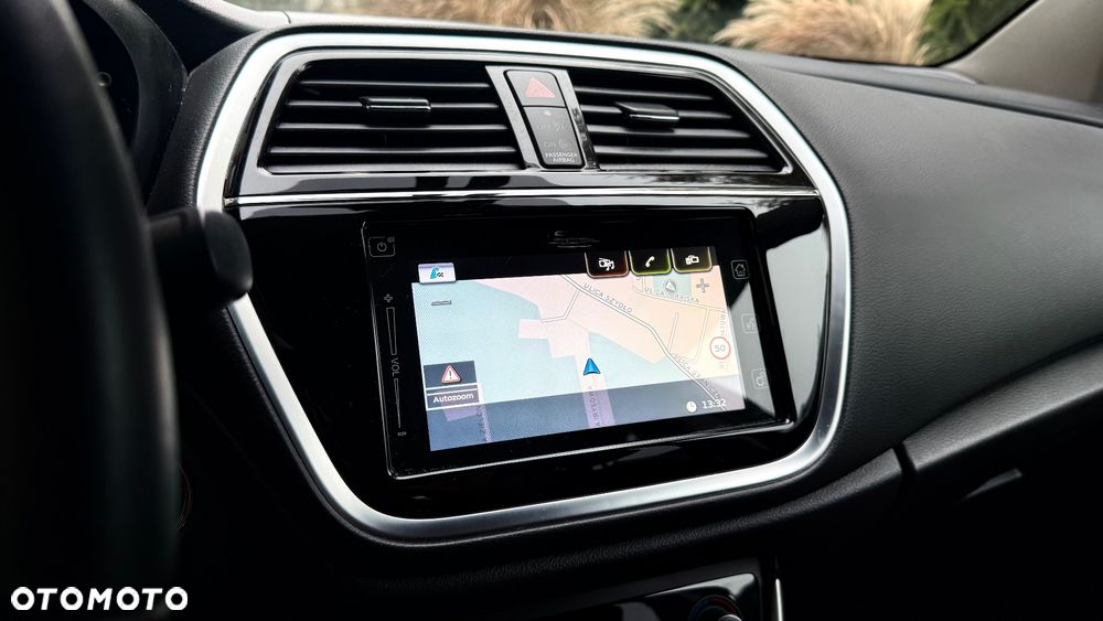 Suzuki SX4 S-Cross 1.0 T Premium 4WD - 40