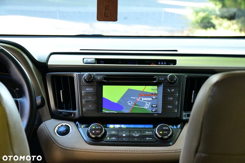 Toyota RAV4 2.0 D-4D 4x4 Executive - 28