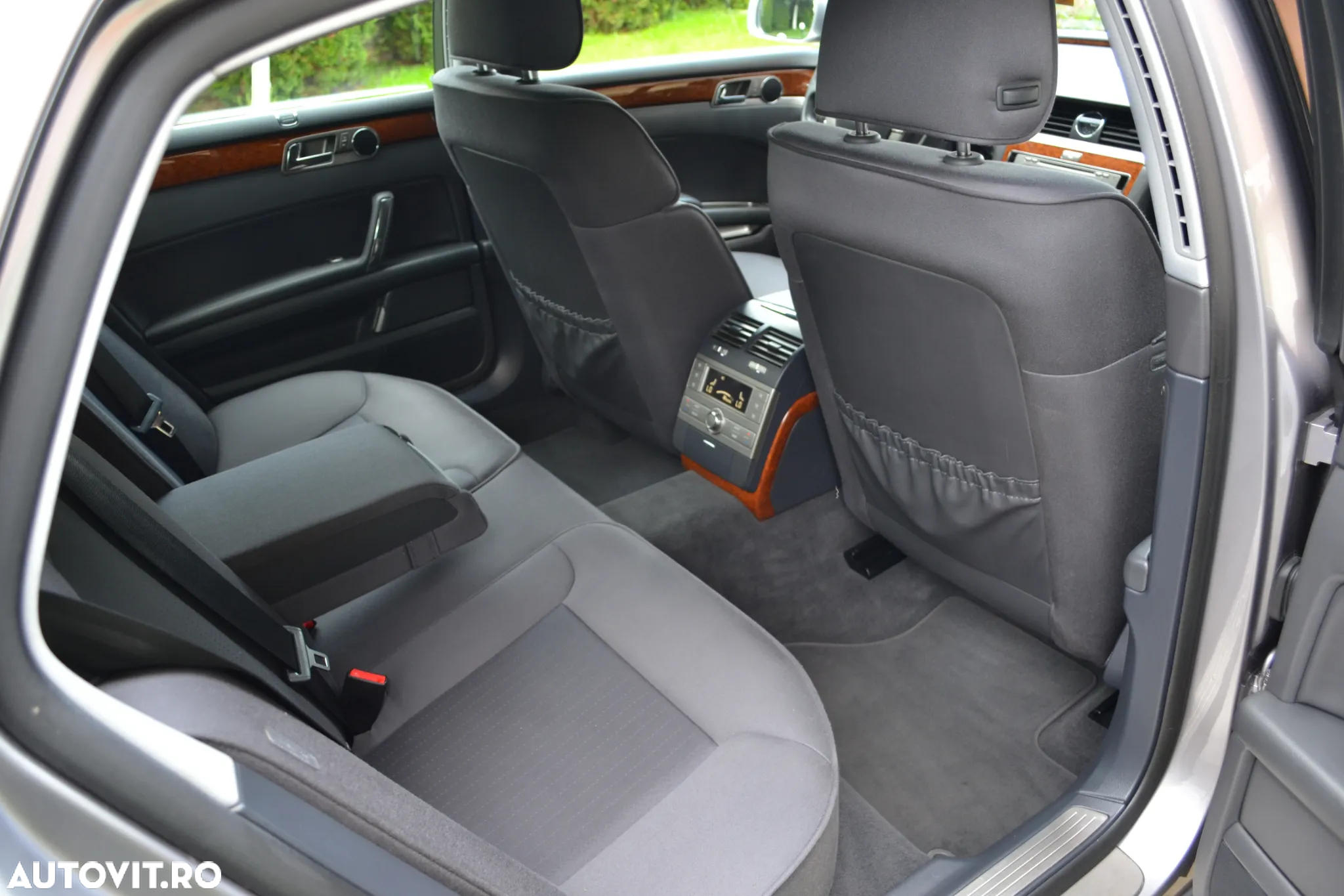 Volkswagen Phaeton 3.0 V6 TDI DPF 4MOTION Automatik (5 Sitzer) - 9