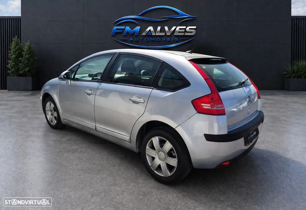 Citroën C4 1.4 16V SX - 5