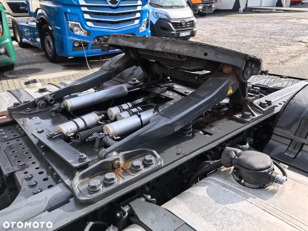Mercedes-Benz Actros L 1848 LSnRL // Regulowane Siodło // NOWE OPONY // GigaSpace // 2 zbiorniki // Bi-Xenon // - 14