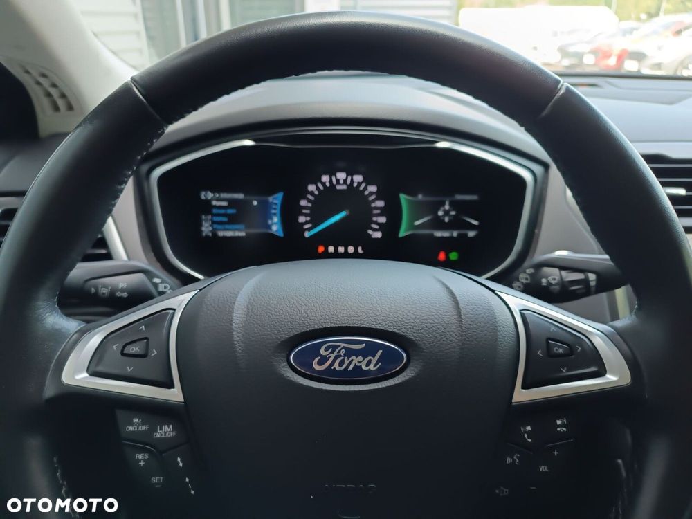 Ford Mondeo - 13