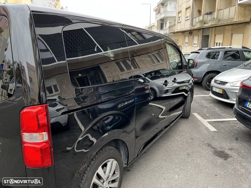 Peugeot Traveller - 8