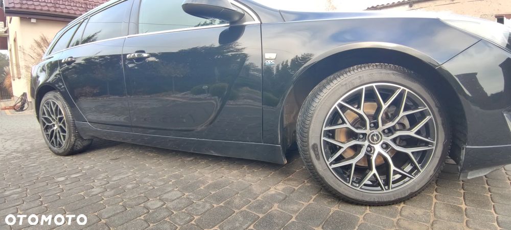 Opel Insignia - 22