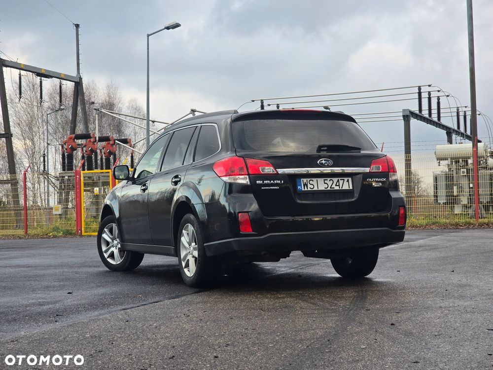 Subaru Outback - 16