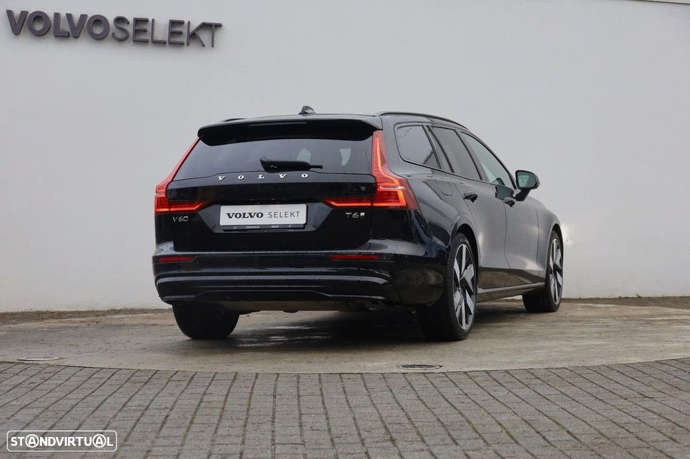 Volvo V60 2.0 T6 AWD TE Plus Dark - 34
