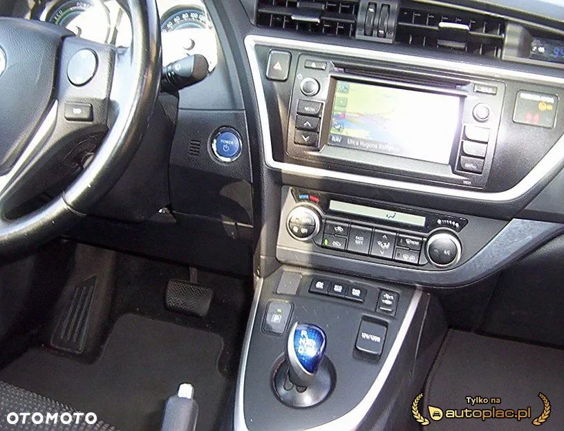 Toyota Auris - 7