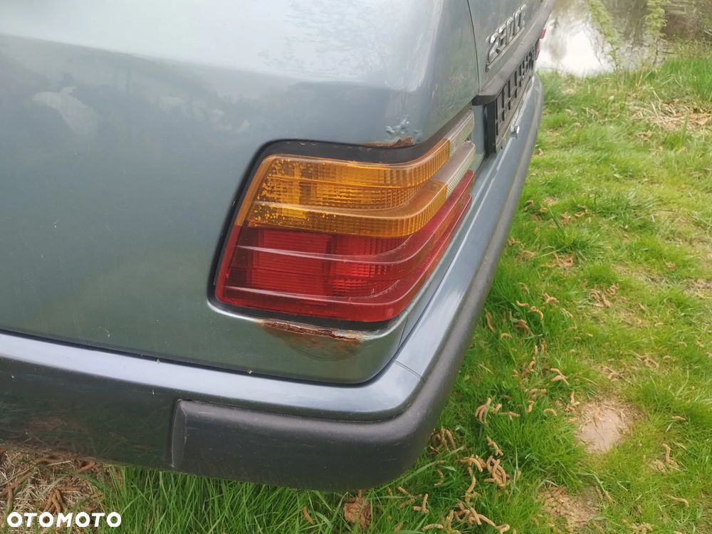 Mercedes-Benz W124 (1984-1993) - 7