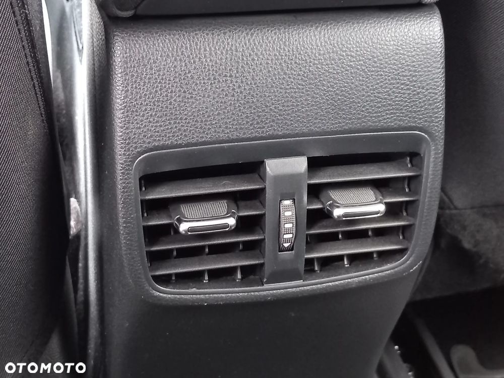 Toyota Corolla 1.5 Comfort - 20