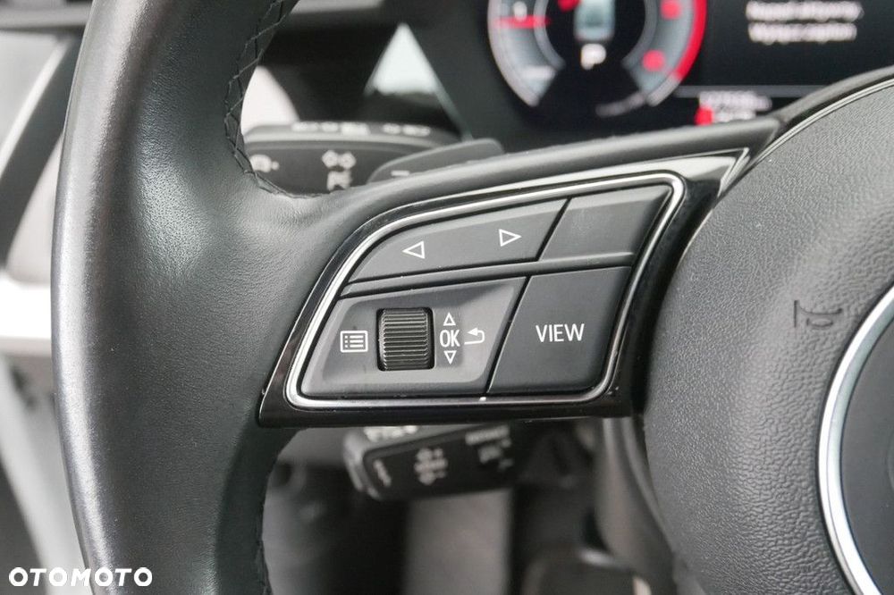 Audi A3 Sportback 2.0 TDI S tronic - 21