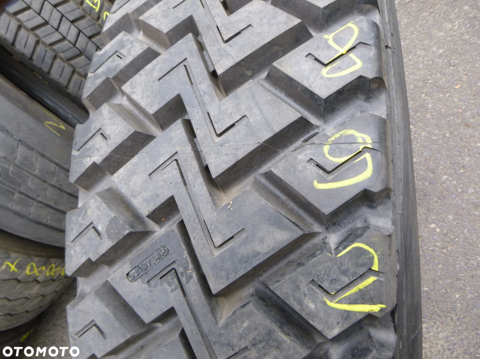 Opona 305/70R 22.5 Michelin POJEDYNCZE Z Napędowa. Opony ciężarowe - 3