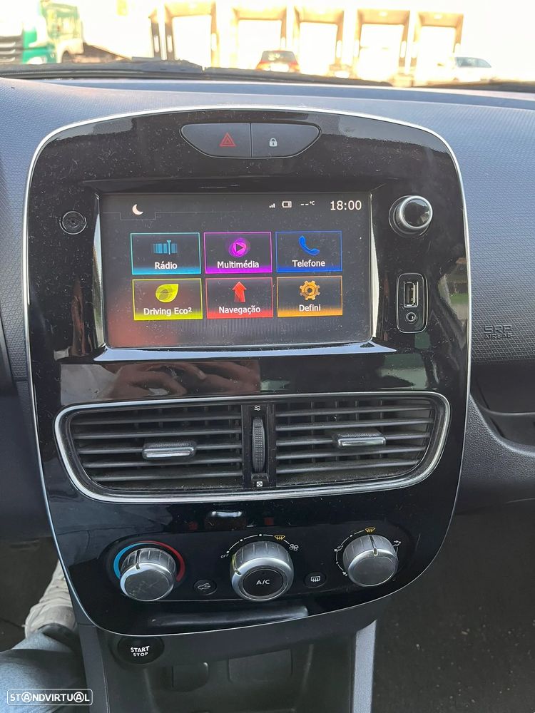 Renault Clio 1.5 dCi Limited EDition - 9