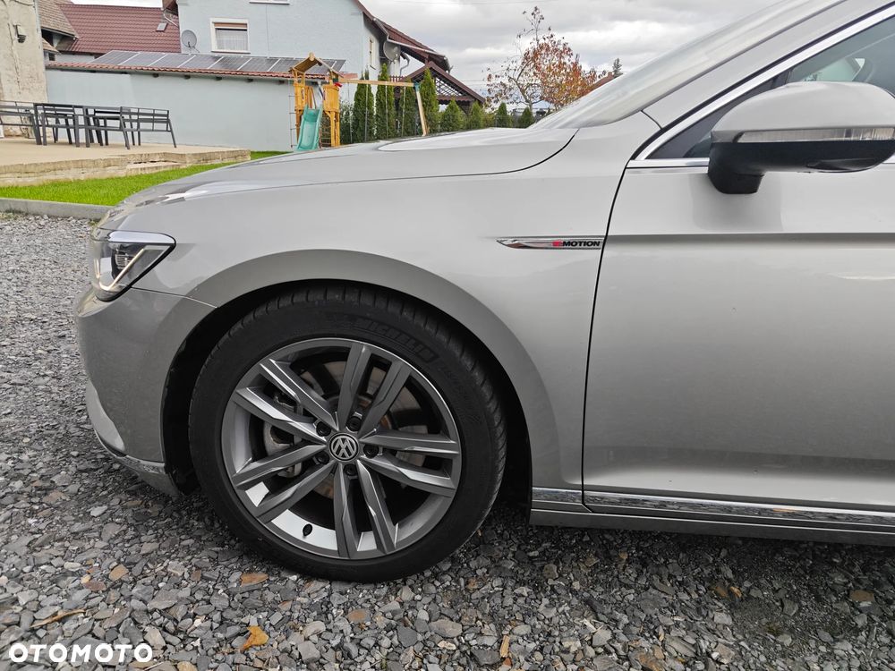 Volkswagen Passat 2.0 TDI Bi-Turbo BMT 4Mot Highline DSG - 22