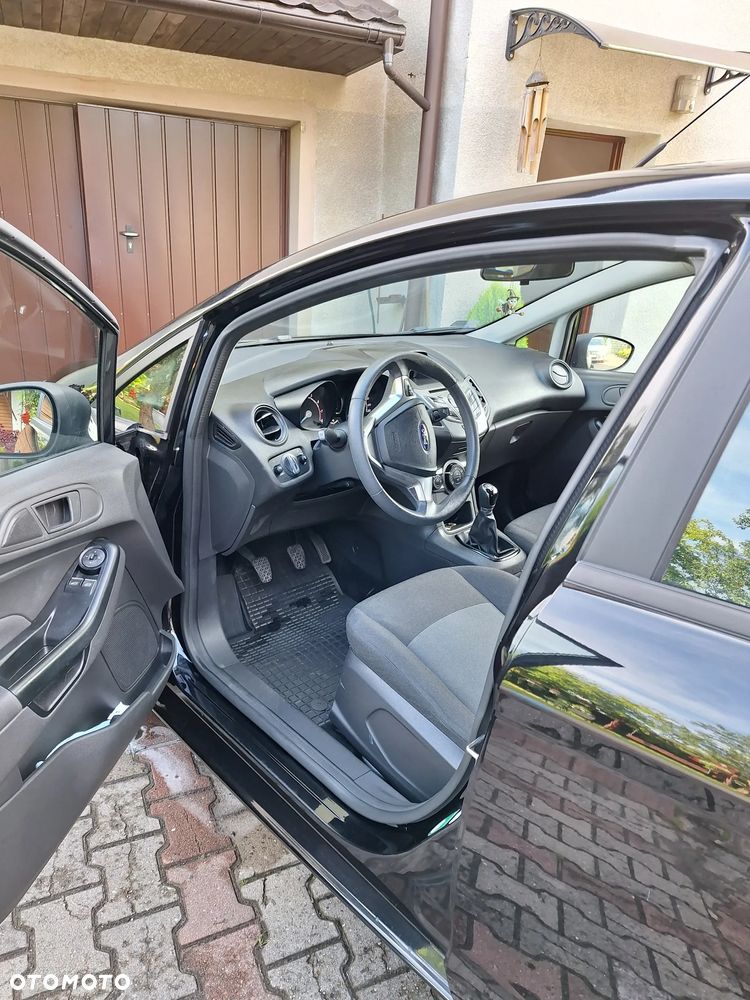 Ford Fiesta 1.25 Celebration - 8