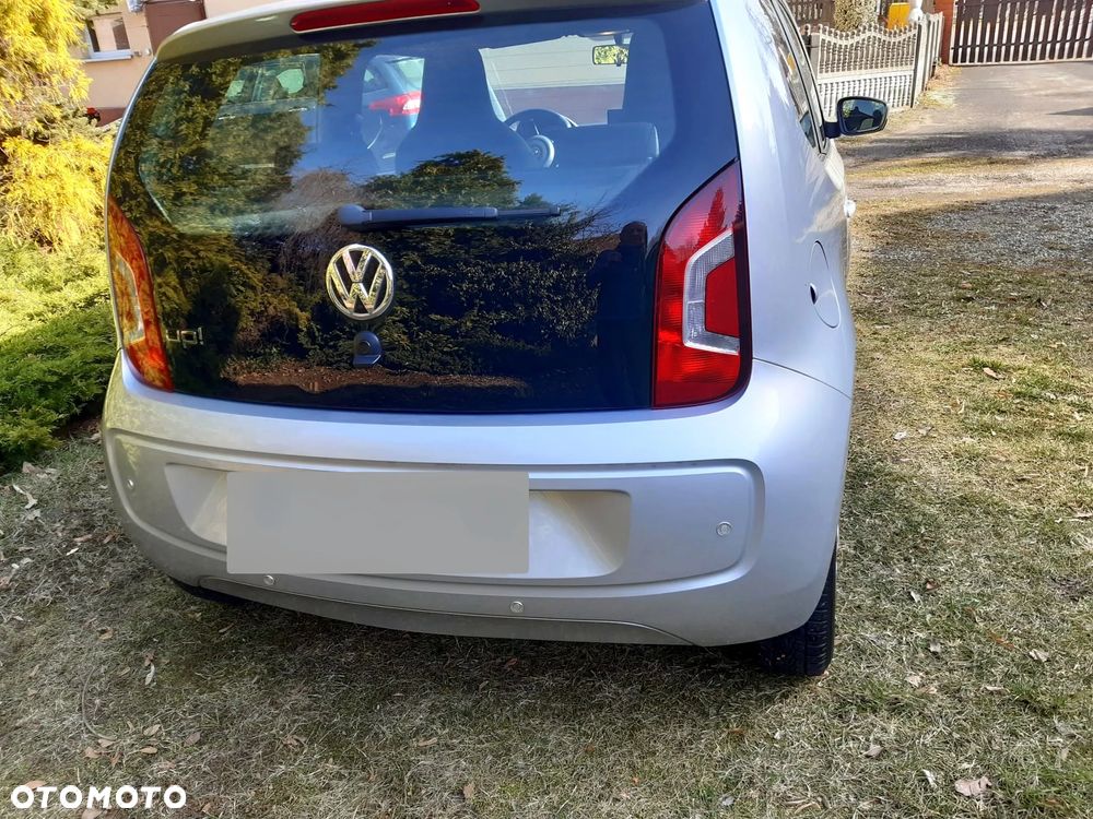 Volkswagen up! 1.0 street EU6 - 4