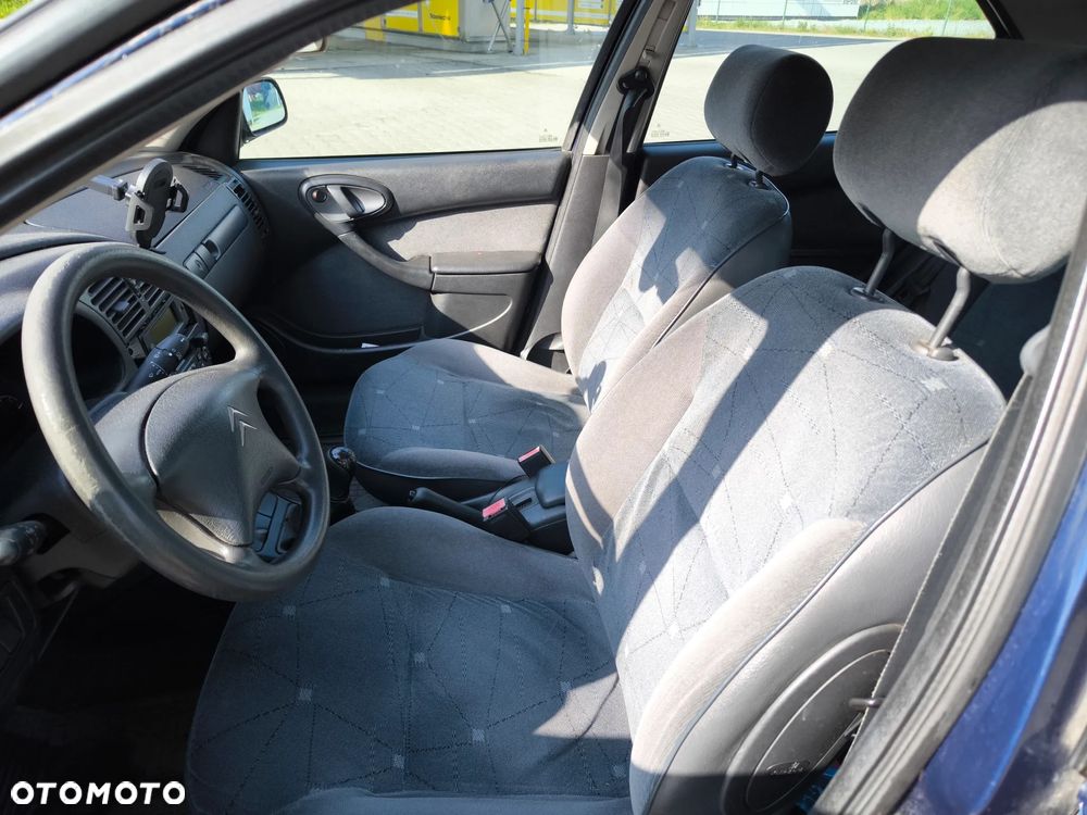 Citroën Xsara 1.6i Exclusive - 24