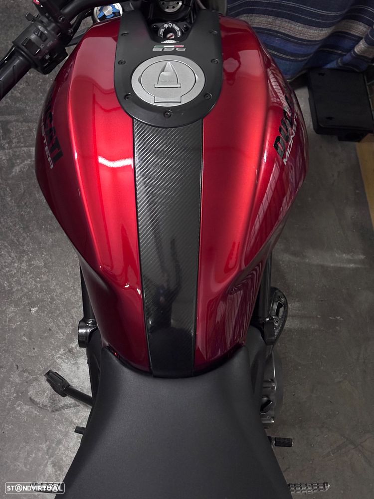 Ducati Monster 696 - 7