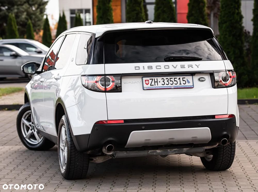 Land Rover Discovery Sport - 8