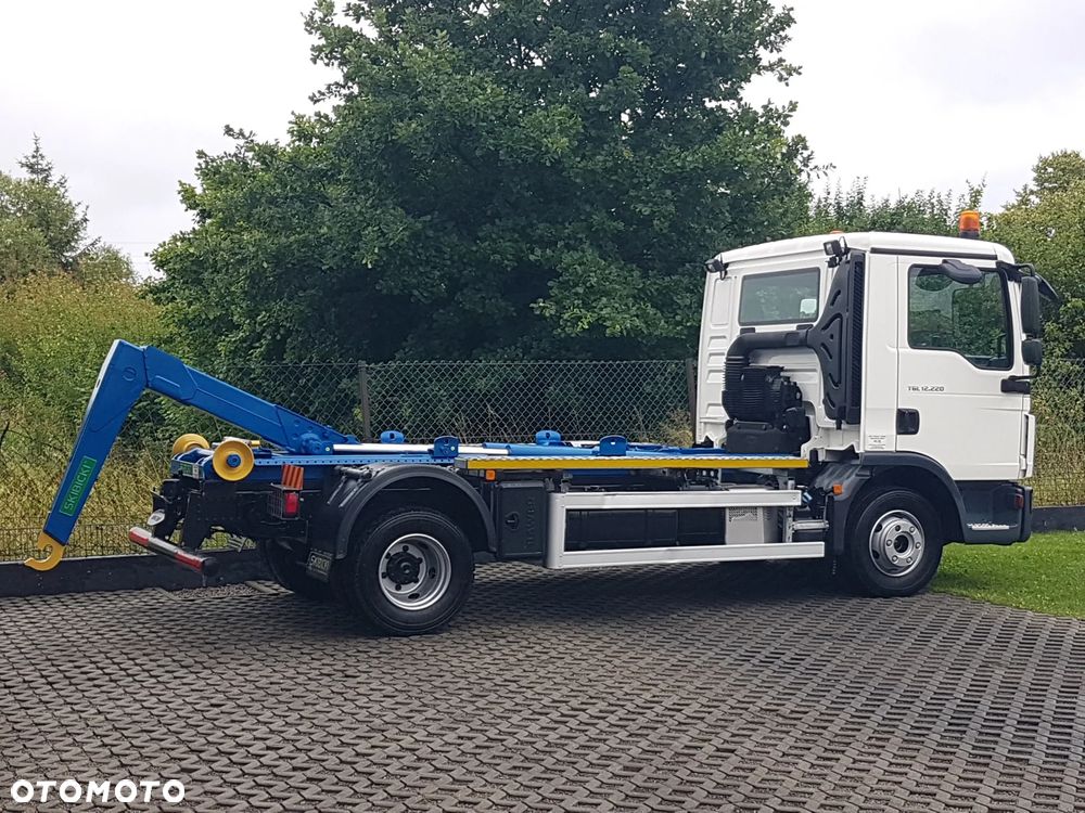 MAN TGL 12.220 HAKOWIEC SKIBICKI 4x2 KLIMA HAKOWIEC DO KONTENERÓW MANUAL 12T POD KONTENERY - 8
