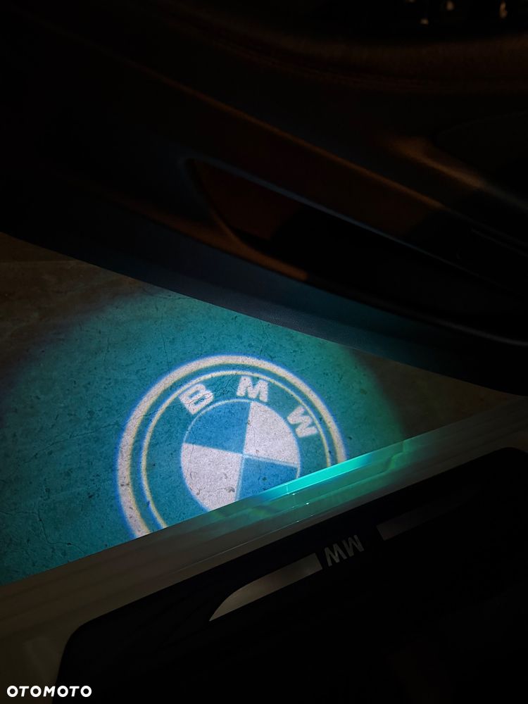 BMW Seria 5 525d Luxury Line - 40