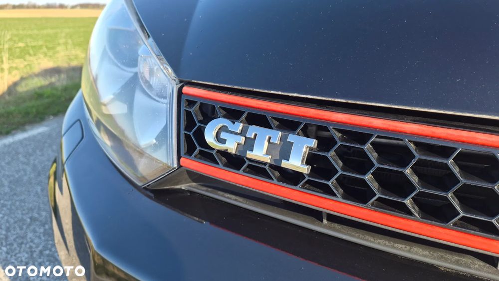 Volkswagen Golf - 14