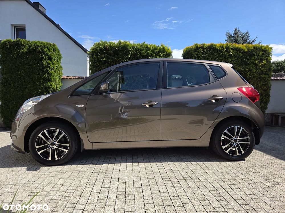 Kia Venga 1.4 CVVT Dream Team Edition - 3