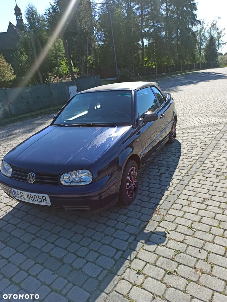 Volkswagen Golf - 8