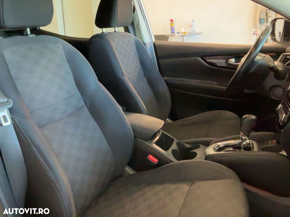 Nissan Qashqai 1.2 DIG-T Start/Stop X-TRONIC Tekna - 17