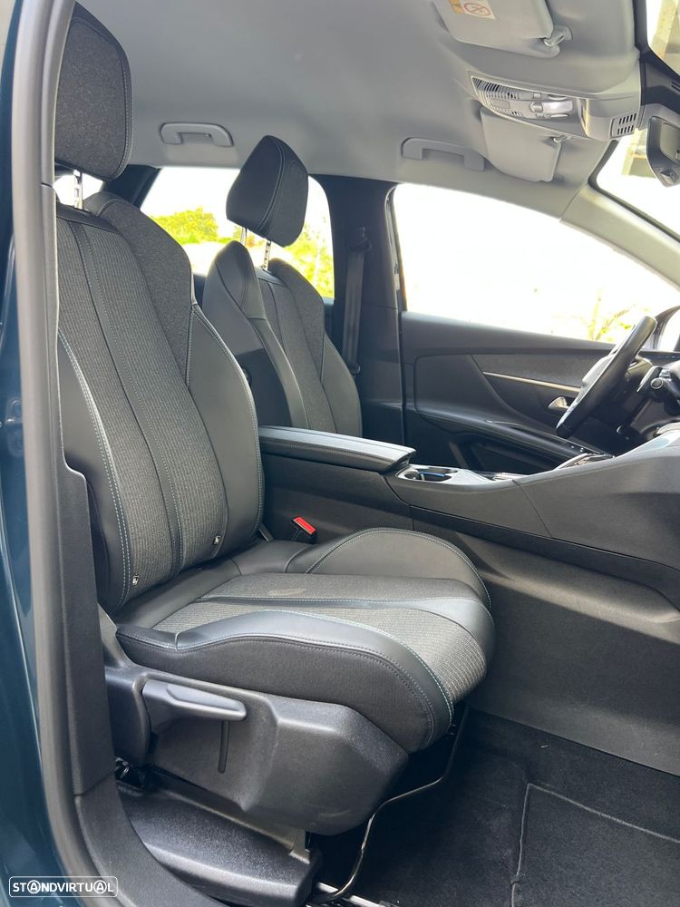 Peugeot 3008 - 24