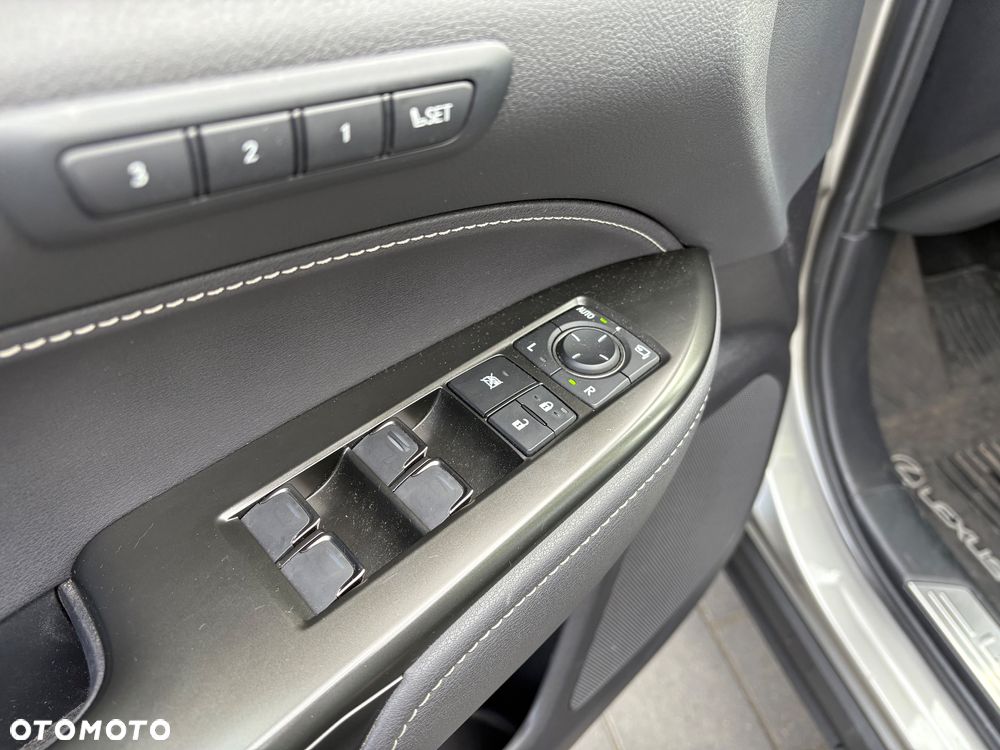 Lexus NX 350h Prestige AWD - 17