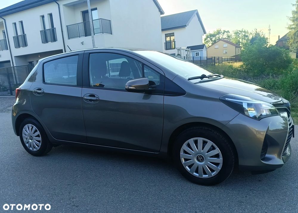 Toyota Yaris - 6