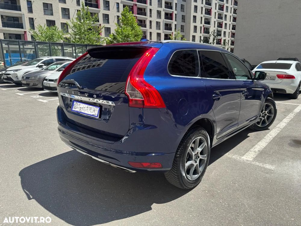 Volvo XC 60 D5AWD Ocean Race - 3